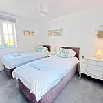 Anchor - Part Of The The Bay Village With Pool, Gym And Direct Access, Pub, Restaurant, Tennis And Meadows Walks