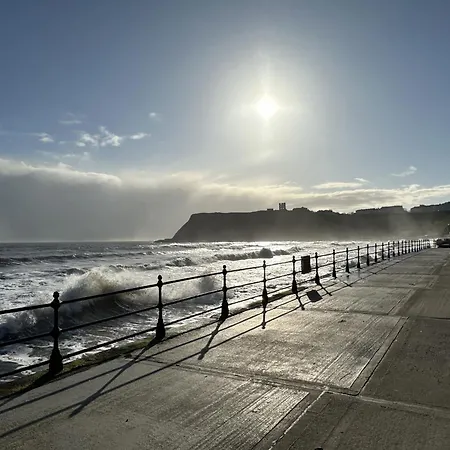 Anchor - Part Of The The Bay Village With Pool, Gym And Direct Access, Pub, Restaurant, Tennis And Meadows Walks * Filey