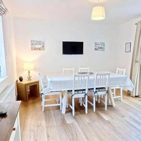 Anchor - Part Of The The Bay Village With Pool, Gym And Direct Access, Pub, Restaurant, Tennis And Meadows Walks